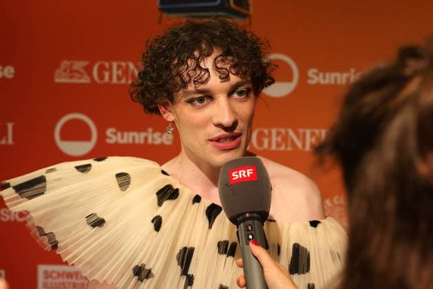 Nemo 18 Swiss Music Awards 2025 Nemo, winner of the Betonklotz in the categories Best Solo Act and Best Hit, gives an interview to Swiss television SRF Presentation of the 18 Swiss Music Awards on 28 05 2025 at Hallenstadion Zurich Canton Zurich, Switzerland