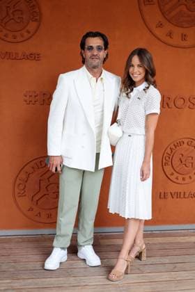 Celebrities in the village during the French Open Tennis Championships at Roland Garros 2025 Thierry Guibert et Gaëlle Petit Perrin au village lors des Internationaux de France de Tennis de Roland Garros 2025 Paris, May 29th, 2025 Moreau Jacovides Bestimage Celebrities in the village during the French Open Tennis Championships at Roland Garros 2025 Paris, May 29th, 2025 Paris France  Copyright: xJACOVIDES-MOREAUx xBESTIMAGExJACOVIDES-MOREAUx xBESTIMAGEx