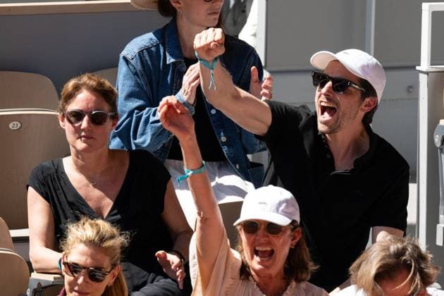 French Open Vips At The Stands LZ Raphael Personnaz attends the Roland Garros 2025 tournament on May 30, 2025 in Paris, France. Photo by Laurent Zabulon ABACAPRESS.COM Paris  Copyright: xZabulonxLaurent ABACAx