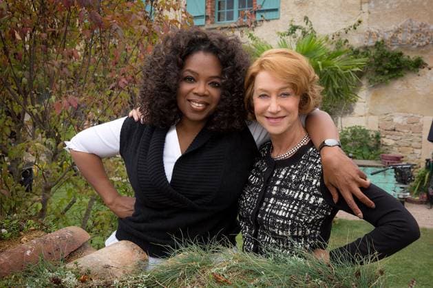 The Hundred-Foot Journey (2014) - filmstill Helen Mirren (right) and producer Oprah Winfrey, on the set of in The Hundred-Foot Journey (2014) - - - EDITORIAL USE ONLY Copyright: xFSN-Dx