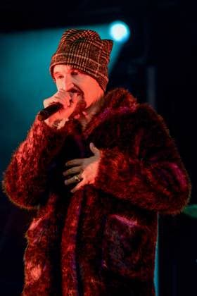 Wychwood Music Festival 2025 Saturday Tim Booth and his band James headline at Wychwood Music Festival 2025 Saturday, Credit:Jules Annan Avalon  Copyright: xJulesxAnnanx xAvalonx 1005813834