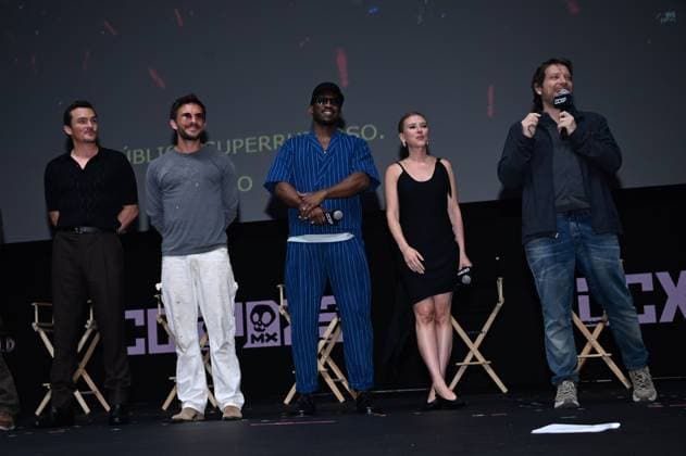 Comic Con Experience Mexico 2025 ˜CCXP™ - Day 2 (L-R) Manuel Garcia-Rulfo, Rupert Friend, Jonathan Bailey, Mahershala Ali, Scarlett Johansson and Gareth Edwards during a conference for the announcement of the film Jurassic World Rebirth as part of the the 2nd edition of Comic Con Experience Mexico 2025 ˜CCXP™ at Centro Banamex. on May 31, 2025 in Mexico City, Mexico. Mexico City CDMX Mexico Copyright: xCarlosxTischlerx