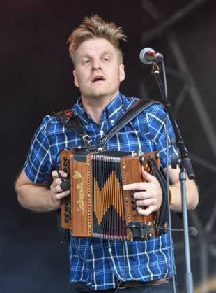 Wychwood Music Festival 2025 Sunday Skinny Lister perform at Wychwood Music Festival 2025, Sunday, Credit:Jules Annan Avalon  Copyright: xJulesxAnnanx xAvalonx 1005961788