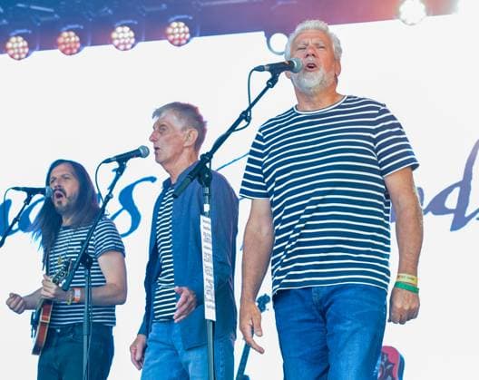 Wychwood Music Festival 2025 Sunday Fishermans Friends perform at Wychwood Music Festival 2025, Sunday, Credit:Jules Annan Avalon  Copyright: xJulesxAnnanx xAvalonx 1005966541