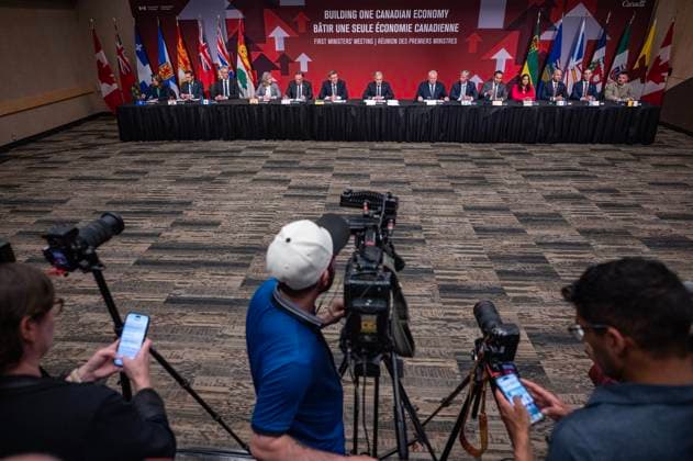 June 2, 2025, Saskatoon, Sk, CANADA: Prime Minister Mark Carney, centre, and the Premiers of Canada speak to media following the First MinisteröÄÃ s Meeting in Saskatoon, Sask., Monday, June 2, 2025. Saskatoon CANADA - ZUMAc35_ 20250602_zaf_c35_206 Copyright: xLiamxRichardsx