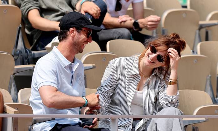 Celebs in the stands during the 2025 French Open Tennis Championships at Roland Garros Alison Wheeler and her partner Jeremie Elkaïm in the stands during the 2025 French Open Tennis Championships at Roland Garros, in Paris, France, on June 3, 2025 Jacovides Moreau Bestimage Celebs in the stands during the 2025 French Open Tennis Championships at Roland Garros, in Paris, France, on June 3, 2025 Jacovides Moreau Bestimage Paris France  Copyright: xJACOVIDES-MOREAUx xBESTIMAGExJACOVIDES-MOREAUx xBESTIMAGEx