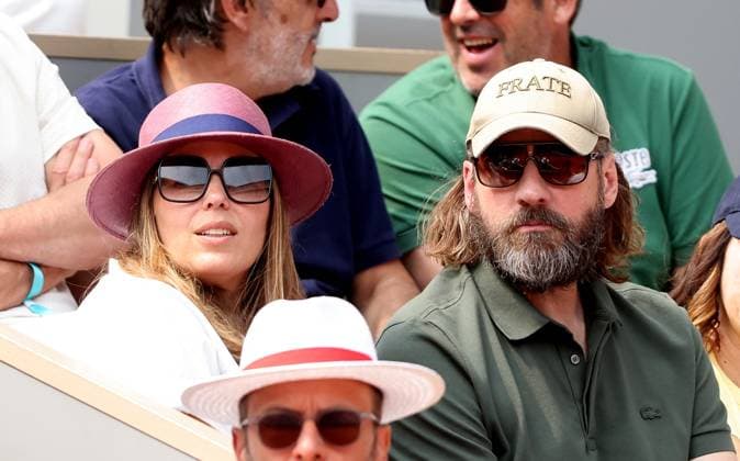 Celebs in the stands during the 2025 French Open Tennis Championships at Roland Garros, in Paris, France, on June 3, 2025 Fred Testot and his partner in the stands during the 2025 French Open Tennis Championships at Roland Garros, in Paris, France, on June 3, 2025 Jacovides Moreau Bestimage Celebs in the stands during the 2025 French Open Tennis Championships at Roland Garros, in Paris, France, on June 3, 2025 Jacovides Moreau Bestimage Paris France  Copyright: xJACOVIDES-MOREAUx xBESTIMAGExJACOVIDES-MOREAUx xBESTIMAGEx