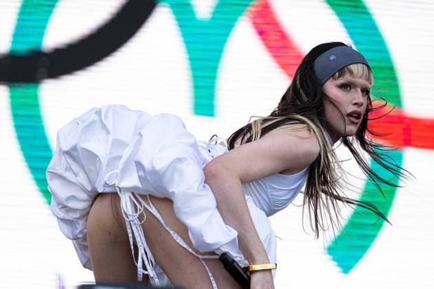 Bilder des Jahres 2025, Entertainment 06 Juni Entertainment Themen der Woche KW23 Llum opens Primavera Sound 2025 Llum performs during the opening of Primavera Sound 2025 at Parc del FÃ²rum in Barcelona, Spain, on June 4, 2025., Credit:RubÃ n Lucia Avalon Spain, Barcelona  Copyright: xRubÃ nxLuciax xAvalonx 1007220787