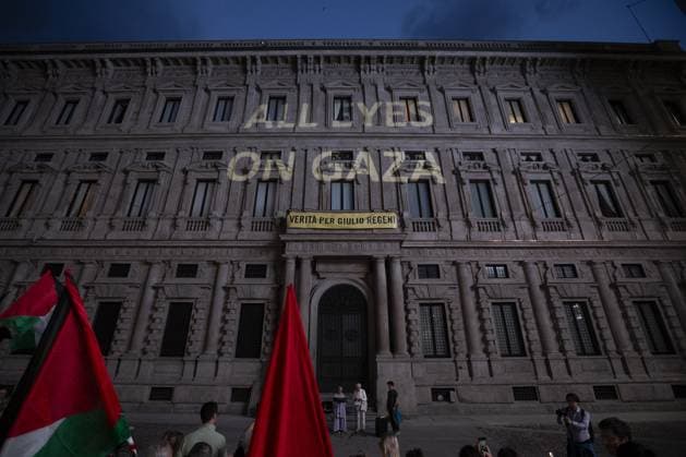 Bilder des Jahres 2025, News 06 Juni News Themen der Woche KW23 News Bilder des Tages Projection for Gaza on the Milan city hall MILAN, ITALY - JUNE 4: The Milanese municipal administration, in a sign of solidarity with the Palestinian population, has decided to project the words All eyes on Gaza on one of the walls of the Milan municipal building, on June 4, 2025. In a joint statement, the promoters underline how the action is a symbolic but necessary gesture. Andrea Carrubba Anadolu Milan Italy. Editorial use only. Please get in touch for any other usage.  Copyright: x2025xAnadoluxAndreaxCarrubbax