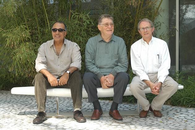 Photocall for film in progress Ticket ABBAS KIAROSTAMI, ERMANNO OLMI & KEN LOACH Photocall for film in progress Ticket , Hotel Es, Rome, Italy, 24th June 2004. full length Rome Italy Copyright: xLucaxCavallari CapitalxPicturesx