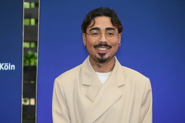 Comedian Tony Bauer attends the German Entertainment Award 2025 ceremony