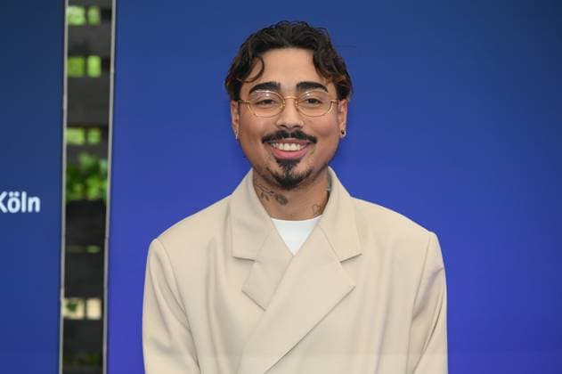 Comedian Tony Bauer attends the German Entertainment Award 2025 ceremony