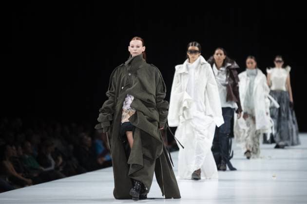 Models present creations during the Show 2025 end of year fashion show showcasing the creations of students from the bachelor s and master s degree of the fashion department of the Royal Academy of Fine Arts - AP Hogeschool, in Antwerp, Friday 06 June 2025.  KRISTOFxVANxACCOM 126317438