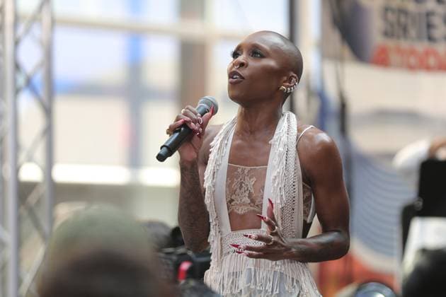 Bilder des Jahres 2025, Entertainment 06 Juni Entertainment Themen der Woche KW23 Entertainment Bilder des Tages June 6, 2025, New York, Ny, USA: NEW YORK, NEW YORK - JUNE 06: Cynthia Erivo performs live on NBC s Today Citi Concert Series at Rockefeller Plaza on June 6, 2025, in New York City. The Tony and Grammy Award-winning artist captivated the crowd with tracks from her new album I Forgive You, including the standout single Brick by Brick. The performance comes just days before Erivo is set to host the 78th Tony Awards. New York USA - ZUMAra1_ 20250606_aap_ra1_026 Copyright: xGiadaxPapinixRampelotto Europanex