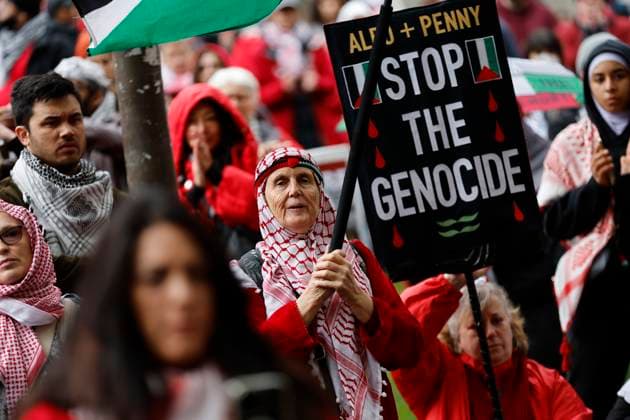 Bilder des Jahres 2025, News 06 Juni News Themen der Woche KW23 News Bilder des Tages FREE PALESTINE RALLY, Demonstrators gather during a Pro-Palestine rally for Gaza in Melbourne, Sunday, June 8, 2025. ( NO ARCHIVING MELBOURNE VICTORIA AUSTRALIA  Copyright: xCONxCHRONISx 20250608158967972761