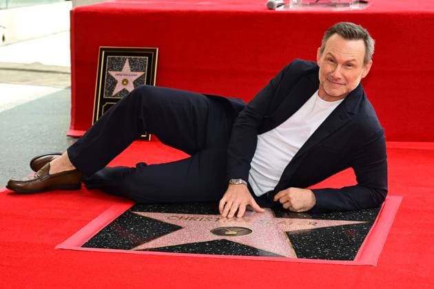 Bilder des Jahres 2025, Entertainment 06 Juni Entertainment Themen der Woche KW24 Entertainment Bilder des Tages Christian Slater was honored by receiving the 2,815th star on the Hollywood Walk of Fame on Monday, June 9, 2025 in Los Angeles, CA.  LAP20250609611 JohnxMcCoy