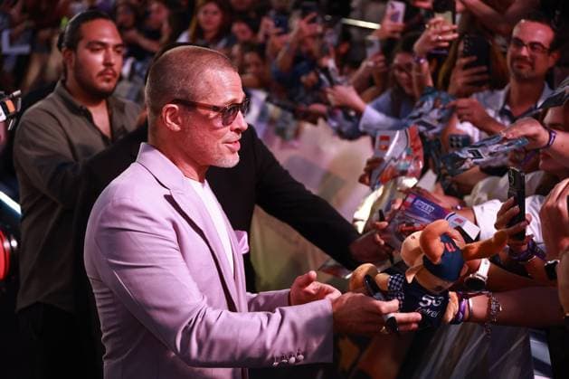 Photocall for the F1: The movie in Mexico City MEXICO CITY, MEXICO - JUNE 09: US actor Brad Pitt attends the photocall for the F1: The movie at Toreo Parque Central, in Mexico City, Mexico on June 09, 2025. The photocall with the cast of F1: The movie was held as part of the global promotional tour ahead of its release date. Daniel Cardenas Anadolu Mexico City Mexico. Editorial use only. Please get in touch for any other usage.  Copyright: x2025xAnadoluxDanielxCardenasx
