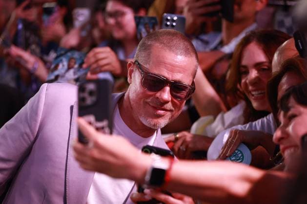Photocall for the F1: The movie in Mexico City MEXICO CITY, MEXICO - JUNE 09: US actor Brad Pitt attends the photocall for the F1: The movie at Toreo Parque Central, in Mexico City, Mexico on June 09, 2025. The photocall with the cast of F1: The movie was held as part of the global promotional tour ahead of its release date. Daniel Cardenas Anadolu Mexico City Mexico. Editorial use only. Please get in touch for any other usage.  Copyright: x2025xAnadoluxDanielxCardenasx