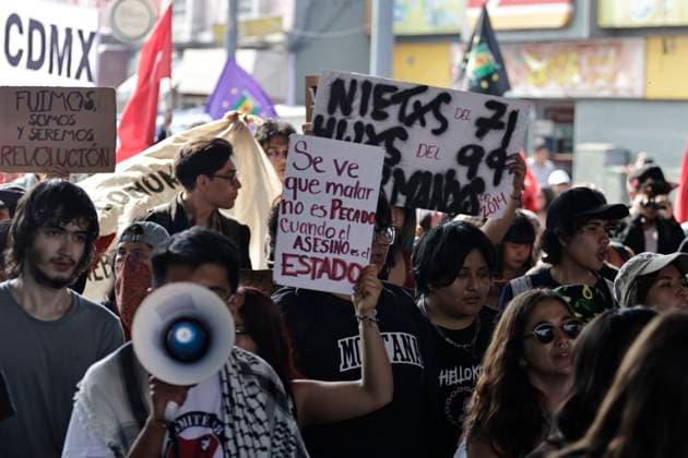 June 10, 2025, Mexico, Cdmx, Mexico: Protesters gather to commemorate the anniversary of the Halconazo or Corpus Christi massacre. This event occurred on June 10, 1971, when, on orders from the Mexican government, police, army, and plainclothes paramilitaries violently suppressed a student demonstration against the president of the time, Luis EcheverroÂa. Mexico Mexico - ZUMAp204 20250610_zip_p204_014 Copyright: xJosuexPerezx