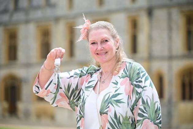 News Themen der Woche KW24 Investitures at Windsor Castle, UK - 11 Jun 2025 Sarah Lurcock (Antartic to 2024) Museum Manager, Registrar, and Postal Officer South Georgia, is decorated with The Polar Medal Investitures at Windsor Castle, UK - 11 Jun 2025, Credit:Victoria Jones Shutterstock Avalon  Copyright: xVictoriaxJones Shutterstockx xAvalonx 1009726676