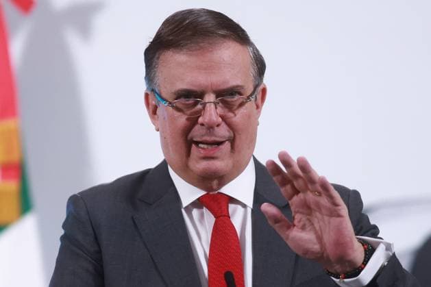 Mexican President Claudia Sheinbaum holds a press conference MEXICO CITY, MEXICO - JUNE 11: Mexico s Economy Minister Marcelo Ebrard attends a daily press conference of Mexican President Claudia Sheinbaum, at the National Palace, in Mexico City, Mexico on June 11, 2025. Mexican President Claudia Sheinbaum denied Kristi Noem’s allegation that she encouraged violent protests in Los Angeles. Daniel Cardenas Anadolu Mexico City Mexico. Editorial use only. Please get in touch for any other usage.  Copyright: x2025xAnadoluxDanielxCardenasx
