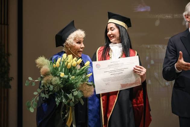 Milan, The award ceremony of the Honorary Master s Degree in Music, Cultures, Media, Performance to Ornella Vanoni from the State University of Milan. In the photo: Ornella Vanoni (Singer), Marina Brambilla (Rector)  Copyright: xAlessandroxBremecx xipa-agency.netx xx IPA_Agency_IPA58926455