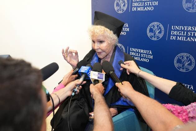 Milan, University of Studies, Awarding of the Honorary Master s Degree in Music, Culture, Media Performance to Ornella Vanoni,  Copyright: xDuilioxPiaggesix xipa-agency.netx xDuilioxPiaggesix IPA_Agency_IPA58927195