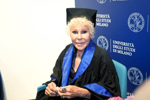 Milan, University of Studies, Awarding of the Honorary Master s Degree in Music, Culture, Media Performance to Ornella Vanoni,  Copyright: xDuilioxPiaggesix xipa-agency.netx xDuilioxPiaggesix IPA_Agency_IPA58927226
