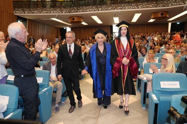 Milan, University of Studies, Awarding of the Honorary Master s Degree in Music, Culture, Media Performance to Ornella Vanoni, pictured with Fresu and Marina Brambilla  Copyright: xDuilioxPiaggesix xipa-agency.netx xDuilioxPiaggesix IPA_Agency_IPA58927481
