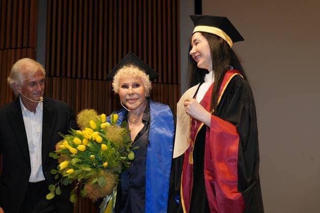 Milan, University of Studies, Awarding of the Honorary Master s Degree in Music, Culture, Media Performance to Ornella Vanoni, pictured with the rector Marina Brambilla  Copyright: xDuilioxPiaggesix xipa-agency.netx xDuilioxPiaggesix IPA_Agency_IPA58927281