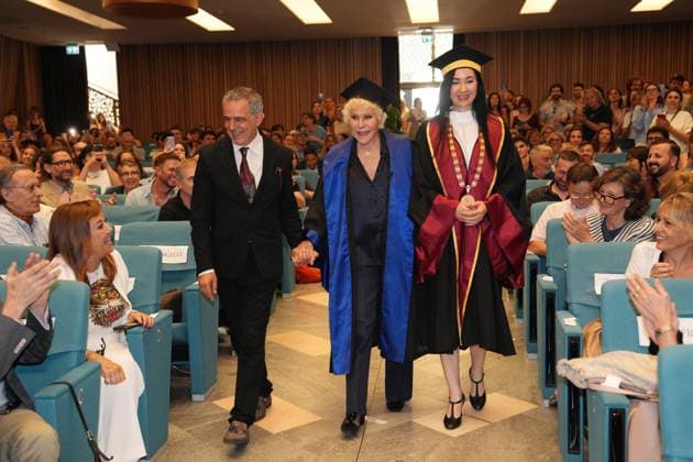 Milan, University of Studies, Awarding of the Honorary Master s Degree in Music, Culture, Media Performance to Ornella Vanoni, pictured with Fresu and Marina Brambilla  Copyright: xDuilioxPiaggesix xipa-agency.netx xDuilioxPiaggesix IPA_Agency_IPA58927471