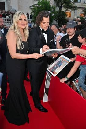 Taormina, 71st Taormina Film Festival 2025 - Day 2, Red Carpet. In the photo: Henry Cavill  Copyright: xManuelexMangiarottix xipa-agency.netx xMangiarottix xD avanzox IPA_Agency_IPA58940917