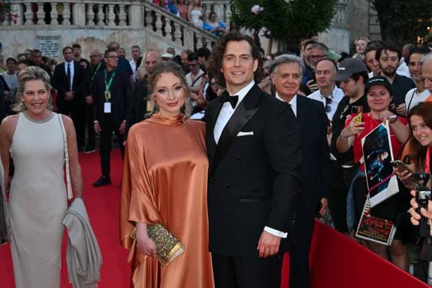 Taormina, 71st Taormina Film Festival 2025 - Day 2, Red Carpet. Pictured: Henry Cavill, Natalie Viscuso  Copyright: xManuelexMangiarottix xipa-agency.netx xMangiarottix xD avanzox IPA_Agency_IPA58940920