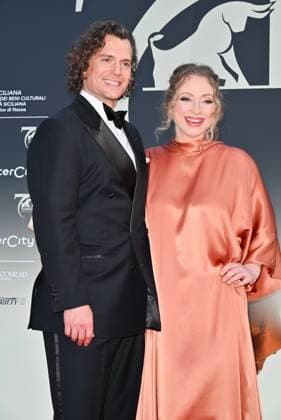 Taormina, 71st Taormina Film Festival 2025 - Day 2, Red Carpet. Pictured: Henry Cavill, Natalie Viscuso  Copyright: xManuelexMangiarottix xipa-agency.netx xMangiarottix xD avanzox IPA_Agency_IPA58940972