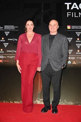 Taormina, 71st Taormina Film Festival 2025 - Day 2, Red Carpet. In the photo: Luisa Ranieri, Luca Zingaretti  Copyright: xManuelexMangiarottix xipa-agency.netx xMangiarottix xD avanzox IPA_Agency_IPA58941581