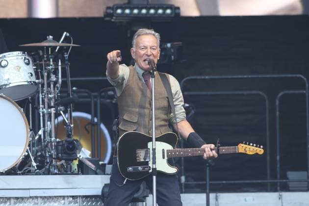 Entertainment Themen der Woche KW24 Entertainment Bilder des Tages 11.06.2025, Bruce Springsteen, Saenger, im Konzert live im Olympiastadion, Berlin, und The E-Street Band, Berlin *** 11 06 2025, Bruce Springsteen, Saenger, in concert live at the Olympiastadion, Berlin, and The E Street Band, Berlin