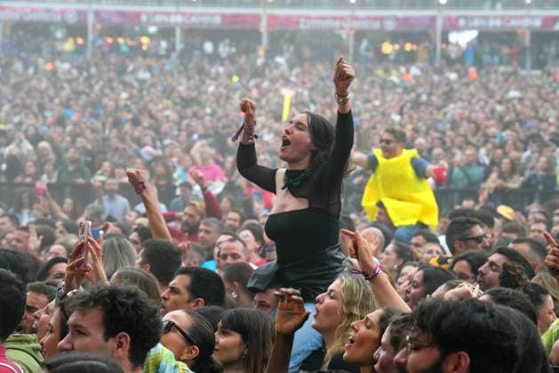 Franz Ferdinand performs at the festival O Son do Camino in Santiago de Compostela Hundreds of people during a concert of the band Franz Ferdinand, during the first day of the festival O Son do Camino, on June 12, 2025, in Santiago de Compostela, A Coruna, Galicia Spain The Scottish indie rock band is one of the main performances of the festival During the concert, review their greatest hits like Take Me Out and Jacqueline , as well as other emblematic themes of his career In addition, they will present songs from his latest album, The Human Fear The 2025 edition of the festival O Son do Camino is held from today until June 14 at Monte do Gozo in Santiago de Compostela, consolidating itself as the largest paid music event in northern Spain Copyright: xÃlvaroxBallesterosx 6795193