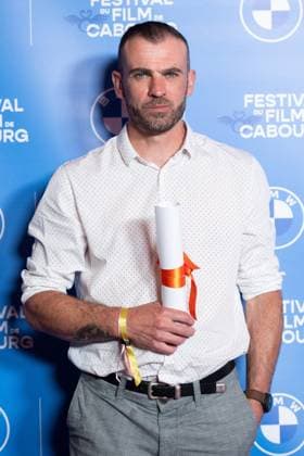 Cabourg Winners Photocall Juliette Gasquet and Julien Ernwein awarded with the Premier Rendez Vous 2025 award during the Winners Photocall as part of the 39th Cabourg Film Festival in Cabourg, France on June 13, 2025. Photo by Aurore Marechal ABACAPRESS.COM Cabourg France  Copyright: xMarechalxAurore ABACAx