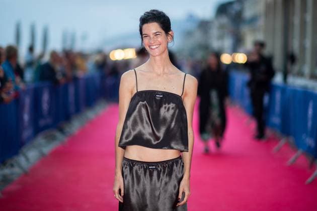 Cabourg Award Ceremony Red Carpet Suzanne Lindon attending the awards ceremony red carpet as part of the 39th Cabourg Film Festival in Cabourg, France on June 13, 2025. Photo by Aurore Marechal ABACAPRESS.COM Cabourg France  Copyright: xMarechalxAurore ABACAx