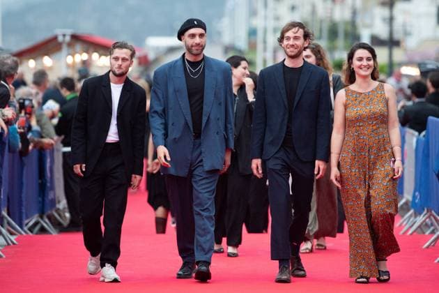 Cabourg Award Ceremony Red Carpet Rod Paradot, Wyssem Romdhane, Arnaud Delmarle and Lea Oury attending the awards ceremony red carpet as part of the 39th Cabourg Film Festival in Cabourg, France on June 13, 2025. Photo by Aurore Marechal ABACAPRESS.COM Cabourg France  Copyright: xMarechalxAurore ABACAx