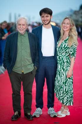 Cabourg Award Ceremony Red Carpet Jackie Berroyer, Remi Bardini and guest attending the awards ceremony red carpet as part of the 39th Cabourg Film Festival in Cabourg, France on June 13, 2025. Photo by Aurore Marechal ABACAPRESS.COM Cabourg France  Copyright: xMarechalxAurore ABACAx