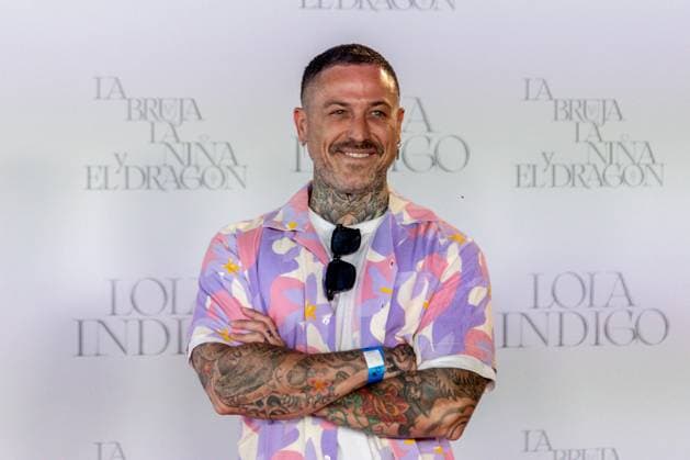 Photocall prior to the concert of Lola Indigo in Madrid The influencer Pascual Fernández poses during the photocall prior to the concert of the singer Lola Indigo, at the Riyadh Air Metropolitano Stadium, on June 14, 2025, in Madrid Spain This show is part of her stadium tour La bruja, la nina y el dragón, The concert in Madrid, initially scheduled for the Santiago Bernabéu, was moved to the Metropolitano for logistical and authorization reasons, keeping the same date 15 JUNE 2025 PHOTOCALL ACTORS ACTRESSES SINGERS POSED CONCERT MUSIC FAMOUSES Madrid Madrid Madrid Spain  Copyright: xRicardoxRubiox 6800831