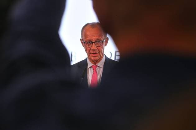 Schönefeld near Berlin, Brandenburg, Germany, 15 06 2025 Government airport Statement before departure to the G7 summit in Canada Federal Chancellor Friedrich Merz CDU Copyright: xdtsxNachrichtenagenturx dts_70970