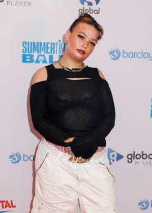 Capital Summertime Ball 2025 at Wembley Stadium in Wembley, London Lola Young at Capital Summertime Ball 2025 at Wembley Stadium in Wembley, London, United Kingdom, Credit:Cat Morley Avalon United Kingdom, London, Wembley  Copyright: xCatxMorleyx xAvalonx 1011245270