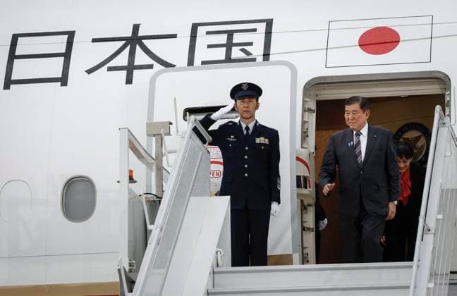June 15, 2025, Calgary, Ab, CANADA: Japanese Prime Minister Shigeru Ishiba arrives in Calgary, Alta., Sunday, June 15, 2025, to attend the G7 Leaders meeting taking place in the nearby community of Kananaskis. Calgary CANADA  - ZUMAc35_ 20250615_zaf_c35_215 Copyright: xJeffxMcintoshx