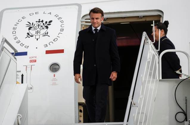 June 15, 2025, Calgary, Ab, CANADA: French President Emmanuel Macron arrives in Calgary, Alta., Sunday, June 15, 2025, to attend the G7 Leaders meeting taking place in the nearby community of Kananaskis. Calgary CANADA  - ZUMAc35_ 20250615_zaf_c35_226 Copyright: xJeffxMcintoshx