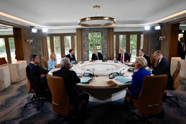 June 16, 2025, Kananaskis: Japan s Prime Minister Shigeru Ishiba, Italy s Prime Minister Giorgia Meloni, French President Emmanuel Macron, Canadian Prime Minister Mark Carney, US President Donald Trump, British Prime Minister Keir Starmer, German Chancellor Friedrich Merz, European Commission President Ursula Von der Leyen, and European Council President Antonio Costa attend a working session at the Group of Seven (G7) Summit at the Pomeroy Kananaskis Mountain Lodge, in Kananaskis, Alberta, Canada, 16 June 2025. .ANSA CHIGI PALACE PRESS OFFICE FILIPPO ATTILI. NPK Kananaskis - ZUMAa110 20250616_zaf_a110_042 Copyright: xChigixPalacexPressxOffice Filippx