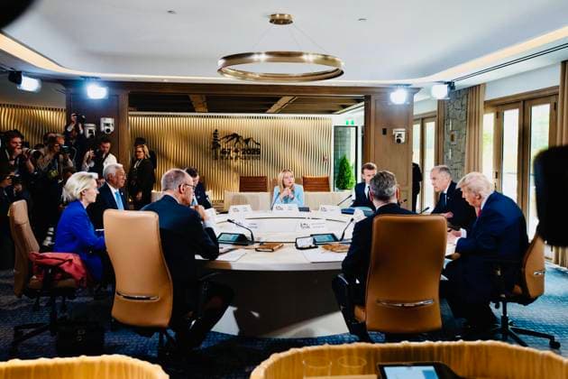 June 16, 2025, Kananaskis: Japan s Prime Minister Shigeru Ishiba, Italy s Prime Minister Giorgia Meloni, French President Emmanuel Macron, Canadian Prime Minister Mark Carney, US President Donald Trump, British Prime Minister Keir Starmer, German Chancellor Friedrich Merz, European Commission President Ursula Von der Leyen, and European Council President Antonio Costa attend a working session at the Group of Seven (G7) Summit at the Pomeroy Kananaskis Mountain Lodge, in Kananaskis, Alberta, Canada, 16 June 2025. .ANSA CHIGI PALACE PRESS OFFICE FILIPPO ATTILI. NPK Kananaskis - ZUMAa110 20250616_zaf_a110_045 Copyright: xChigixPalacexPressxOffice Filippx