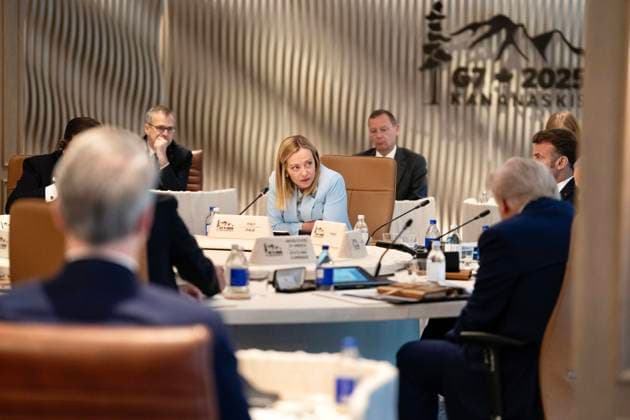 June 16, 2025, Kananaskis: Italy s Prime Minister Giorgia Meloni and US President Donald Trump attend a working session at the Group of Seven (G7) Summit at the Pomeroy Kananaskis Mountain Lodge, in Kananaskis, Alberta, Canada, 16 June 2025. .ANSA CHIGI PALACE PRESS OFFICE FILIPPO ATTILI. NPK Kananaskis  - ZUMAa110 20250616_zaf_a110_068 Copyright: xChigixPalacexPressxOffice Filippx