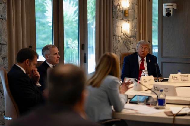 June 16, 2025, Kananaskis: Italy s Prime Minister Giorgia Meloni and US President Donald Trump attend a working session at the Group of Seven (G7) Summit at the Pomeroy Kananaskis Mountain Lodge, in Kananaskis, Alberta, Canada, 16 June 2025. .ANSA CHIGI PALACE PRESS OFFICE FILIPPO ATTILI. NPK Kananaskis  - ZUMAa110 20250616_zaf_a110_070 Copyright: xChigixPalacexPressxOffice Filippx